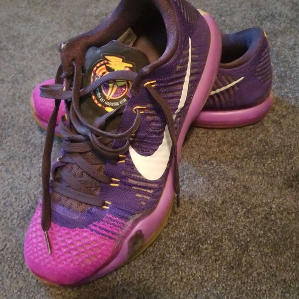 Mens sneakers